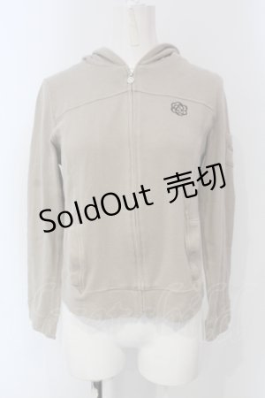 画像: INGEBORG / カメリア刺しゅうパーカー 9 ベージュ O-25-05-22-083-LO-TO-IG-OS