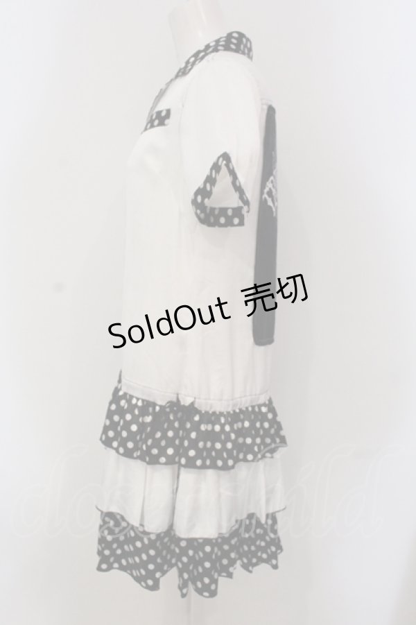 画像2: ALGONQUINS / フリルティアードシャツワンピース  ホワイト×ブラックドット O-25-05-26-098-AL-OP-IG-OS (2)