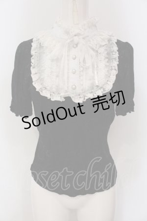 画像: FRILL / コフィンジャガードプリント半袖カットブラウス  ブラック×ホワイト O-25-05-26-101-HN-TO-IG-OS