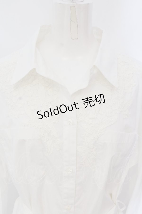 画像2: INGEBORG / レースモチーフ配色開襟シャツワンピース 9 シロ O-25-05-26-017-LO-OP-IG-OS (2)