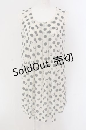 画像: INGEBORG / ドットシフォンノースリーブチュニック 9 オフシロ×クロ O-25-05-26-009-LO-TO-IG-OS