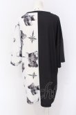 画像2: TRAVAS TOKYO / バイカラーくま半袖Tシャツ F ブラックｘホワイト O-25-05-28-004-PU-TS-YM-ZY (2)