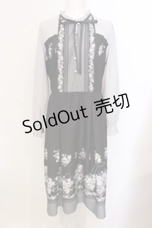 画像: axes femme / ローズブーケ柄ワンピース M クロ×グレー O-25-05-29-032-AX-OP-IG-OS
