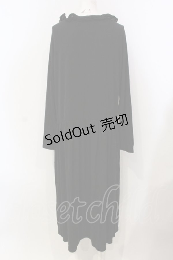 画像4: PINK HOUSE / ローン襟付きラグウォームワンピース  クロ O-25-05-29-056-LO-OP-OW-ZT400 (4)