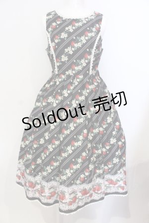画像: axes femme kawaii / いちご柄ジャンパースカート M クロ O-25-05-29-005-AX-OP-IG-OS