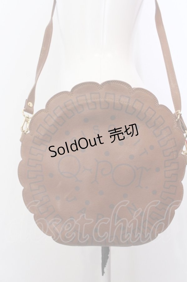 画像1: Q-pot. / ビスケット ポシェット  ブラウン O-25-05-30-005-QP-BG-IG-OS (1)