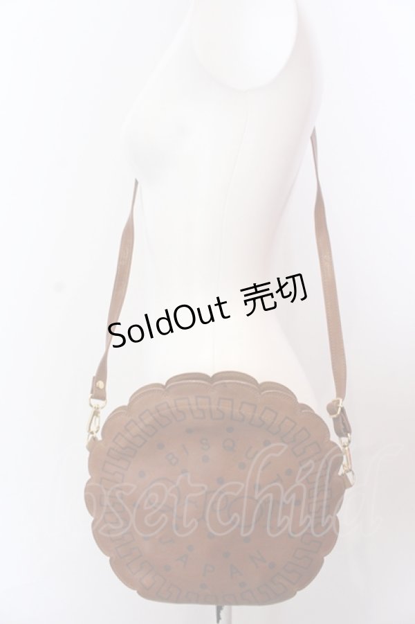 画像2: Q-pot. / ビスケット ポシェット  ブラウン O-25-05-30-005-QP-BG-IG-OS (2)