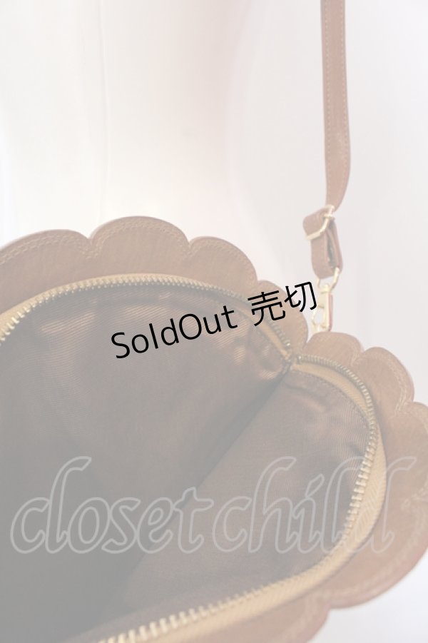 画像3: Q-pot. / ビスケット ポシェット  ブラウン O-25-05-30-005-QP-BG-IG-OS (3)