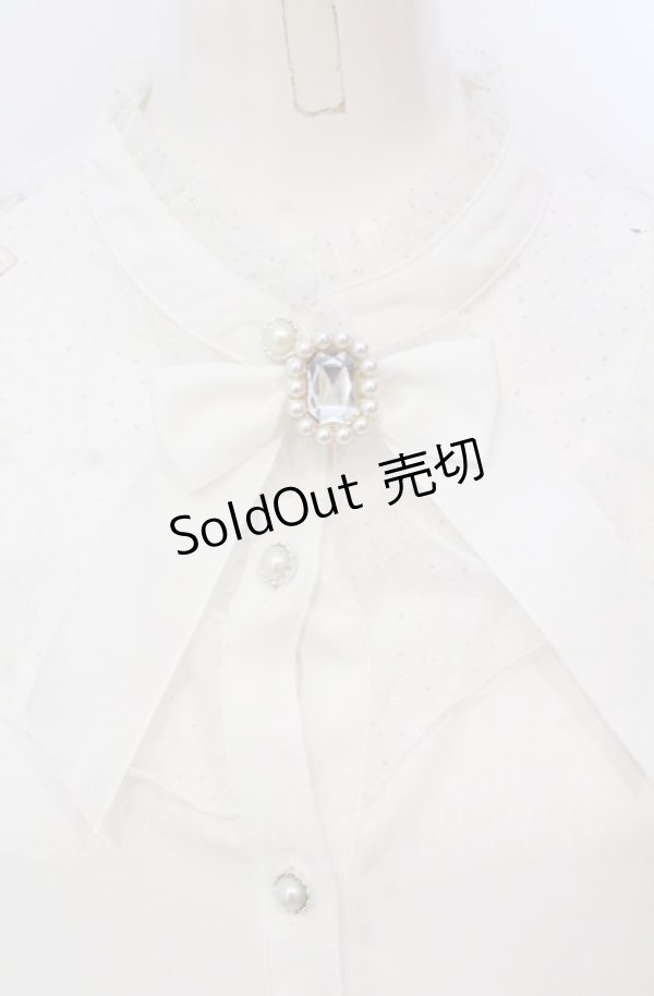 画像2: axes femme kawaii / ビジューリボンブローチ付ブラウス M シロ O-25-05-31-1124-AX-BL-OW-OS (2)