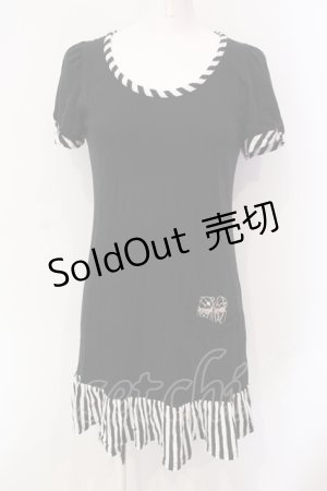 画像: PEACE NOW / ぬいぐるみ刺繍ストライプ切り替えカットワンピース M ブラック×ホワイト O-25-06-07-064-PU-TO-IG-OS