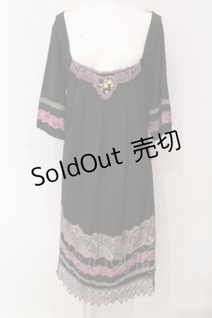 画像: OZZ ANGELO / ビジューレースワンピース  ブラック×パープル系 O-25-06-09-054-OO-OP-IG-OS