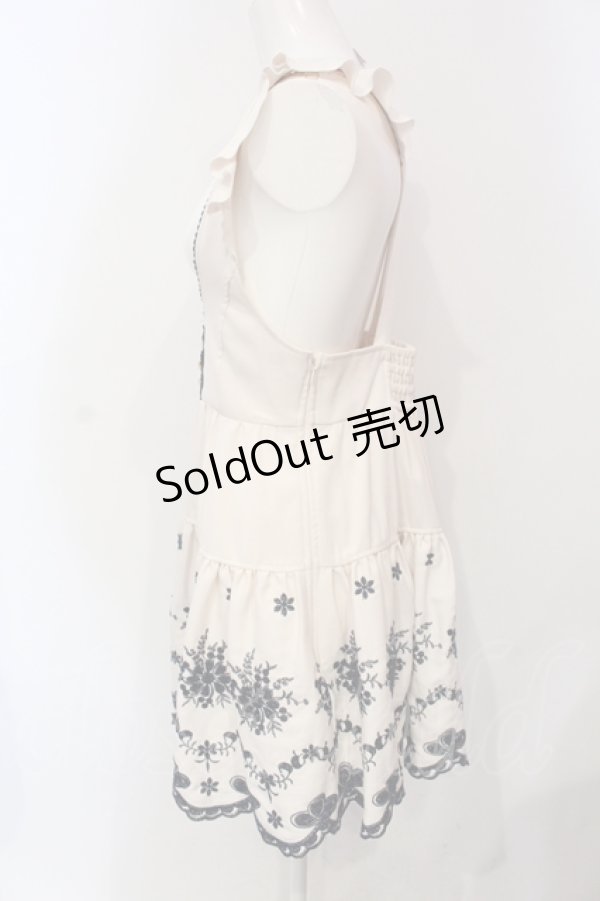 画像2: LIZ LISA / 刺繍スカラップサスペンダースカート  アイボリー×ネイビー O-25-06-10-055-LO-SK-IG-ZY (2)