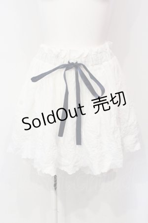 画像: axes femme / お花刺繍キュロット M シロ O-25-06-10-034-AX-SK-OW-OS