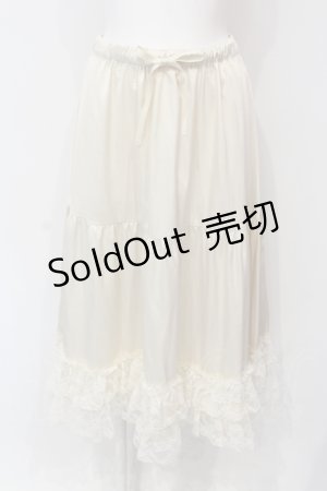画像: axes femme kawaii / レースフリルペチスカート M キナリ O-25-06-12-080-AX-SK-OW-OS