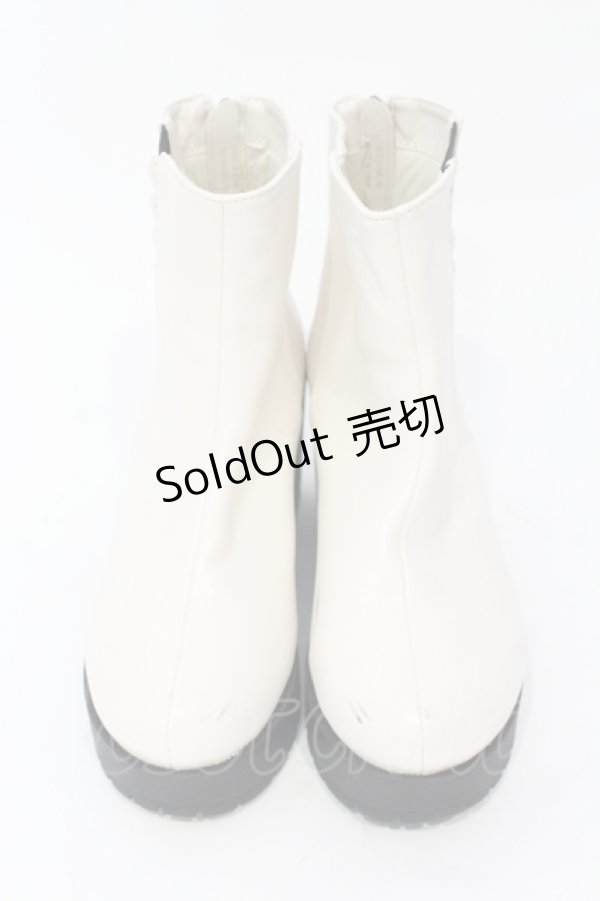 画像2: axes femme / バックジップサイドゴアブーツ M アイボリー O-25-06-14-077-AX-SH-IG-ZT-K003 (2)