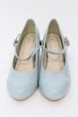 画像2: axes femme / 飾りバックル2WAYパンプス M サックス O-25-06-14-080-AX-SH-IG-OS (2)