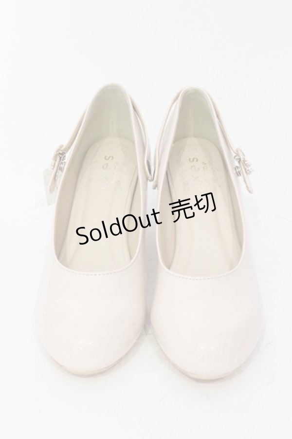 画像2: axes femme / 飾りバックル2WAYパンプス M アイボリー O-25-06-14-081-AX-SH-IG-ZT-K017 (2)