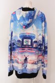 画像2: NieR Clothing / 転写ZIPパーカー  ブルー×マルチ O-25-06-16-042-PU-TO-IG-OS (2)