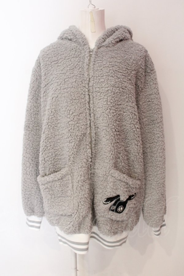 画像1: NieR Clothing / 刺繍入りボアパーカー  グレー O-25-06-16-047-PU-TO-IG-OS (1)