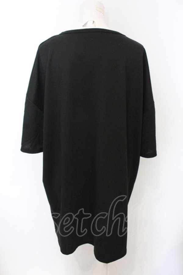 画像4: NieR Clothing / ポケット付きパッチワークプルオーバー【シエル】  ブラック O-25-06-16-018-PU-TO-IG-OS (4)