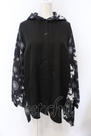画像: NieR Clothing / 袖リブ付き着物風袖シャツ【和柄九尾】  ブラック×ホワイト O-25-06-16-009-PU-BL-IG-OS
