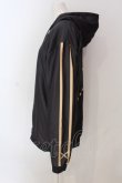 画像2: NieR Clothing / ふわもこZIPパーカー  ブラック×ベージュ O-25-06-16-039-PU-TO-IG-OS (2)