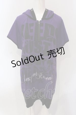 画像: SEX POT ReVeNGe / 英字プリントフードカットワンピース M パープル×ブラック O-25-06-21-076-SP-OP-IG-OS