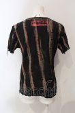 画像3: GOTH PUNK他 / パッチペイントカットオフガーゼTシャツ  チャコール×レッド系 O-25-06-21-086-PU-TS-IG-OS (3)