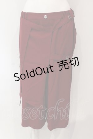 画像: Deorart / ラップ付きハーフパンツ M レッド O-25-06-21-102-PU-PA-IG-OS