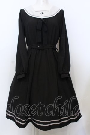 画像: axes femme POETIQUE / ウサギ刺繍セーラーワンピース【多屋来夢コラボ】  クロ O-25-06-21-021-AX-OP-IG-OS
