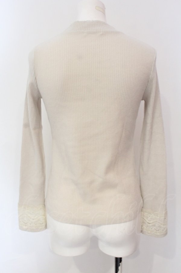 画像2: axes femme / モチーフレースリブプルオーバー M シロ O-25-06-23-103-AX-TO-YM-ZT026 (2)