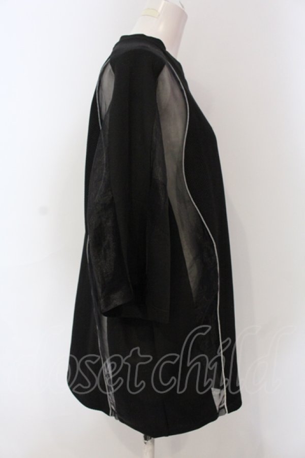 ililil / 透けてるお肌のめっしゅTシャツ  ブラック O-25-06-30-118-PU-TO-IG-ZY ililil / 透けてるお肌のめっしゅTシャツ ブラック O-25-06-30