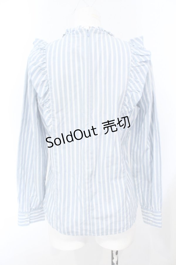 画像2: Fi.n.t / フリル使いサイド釦プルオーバーブラウス  サックス O-25-07-05-052-CA-OP-IG-ZT090 (2)