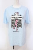 画像1: サンリオ / Hotel Olympia × ハロウキティ コラボ Tシャツ M サックス O-25-07-08-116-EL-TS-IG-OS (1)