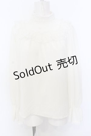 画像: Moi-meme-Moitie / フラワーレースカットソー 2 オフホワイト O-25-07-11-024-MO-TO-IG-OS