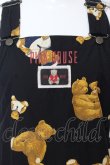 画像2: PINK HOUSE / テディベア総柄ジャンパースカート  クロ O-25-07-11-041-LO-OP-OW-OS (2)