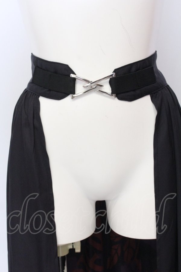 画像2: NieR Clothing / 内側和柄ユニセックスシアーロングスカート【CROW】REDver.  ブラック×レッド O-25-07-11-055-PU-SK-OW-OS (2)