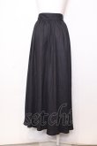 画像4: NieR Clothing / 内側和柄ユニセックスシアーロングスカート【CROW】REDver.  ブラック×レッド O-25-07-11-055-PU-SK-OW-OS (4)