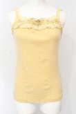 画像1: axes femme / フラワーバタフライモチーフレース配色キャミソール M イエロー O-25-07-14-071-AX-TO-IG-ZT508 (1)