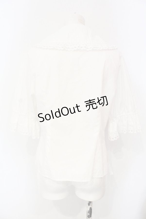 画像4: Moi-meme-Moitie / スカラップコットンレースパフ袖ブラウス 13号 ホワイト O-25-07-15-039-MO-BL-OW-OS (4)
