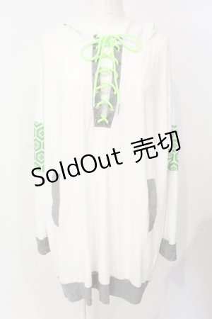 画像: Qutie Frash / レースアッププルパーカー  グリーンｘホワイト O-25-07-17-051-QU-TO-YM-OS