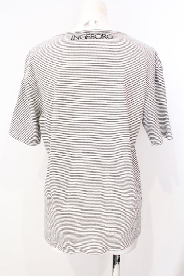 画像2: INGEBORG / ロゴ刺繍ボーダーTシャツ  シロ×クロ O-25-07-17-023-LO-TS-IG-ZT195 (2)