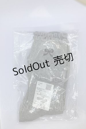 画像: axes femme POETIQUE / リボン刺繍ソックス 22〜24.5ｃｍ グレー O-25-07-18-1010-AX-ZA-OW-OS