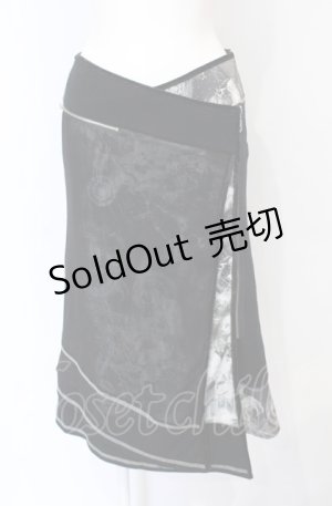 画像: Ozz On / 転写プリントメッシュレイヤードスカート  ブラック O-25-07-21-085-OO-SK-OW-OS