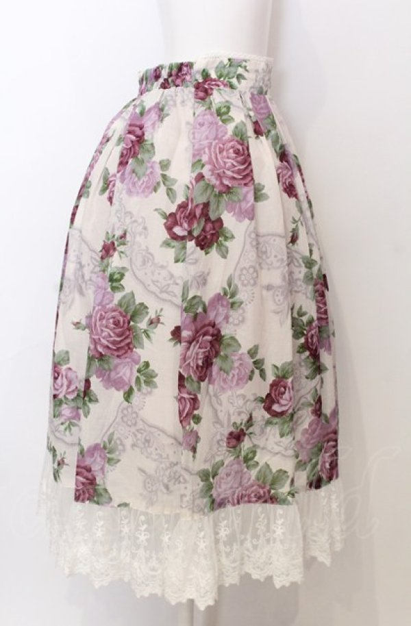 画像2: axes femme / ラフィネローズ柄タックスカート  オフ×ラベンダー O-25-07-23-064-AX-SK-IG-ZT423 (2)