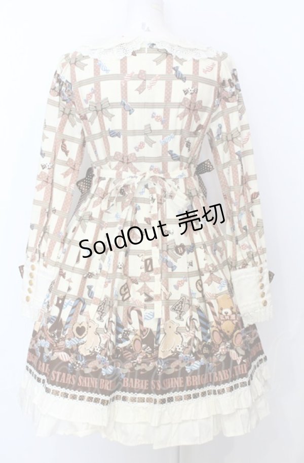 画像3: BABY,THE STARS SHINE BRIGHT / MY ADVENT CALENDAR 特別な日にかける幸せの魔法 柄ワンピース  アイボリー O-25-07-23-016-BA-OP-IG-OS (3)