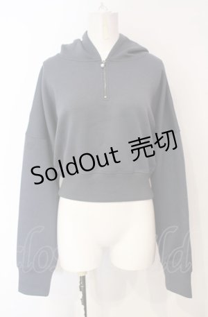 画像: axes femme / 後編上ショートパーカー F チャコール O-25-07-24-036-AX-TO-OW-OS