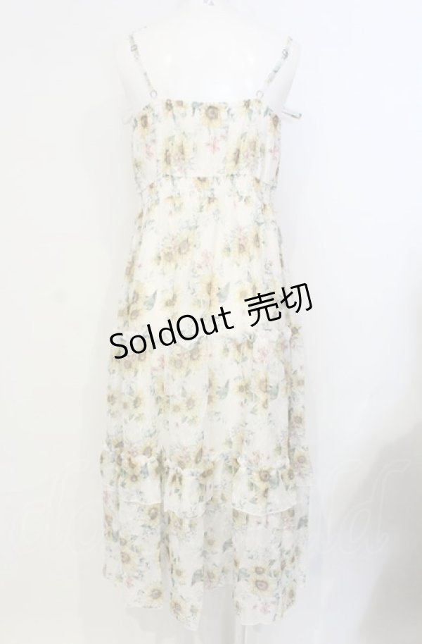画像4: axes femme / ひまわり柄キャミワンピース  オフ×イエロー O-25-07-26-054-AX-OP-IG-OS (4)