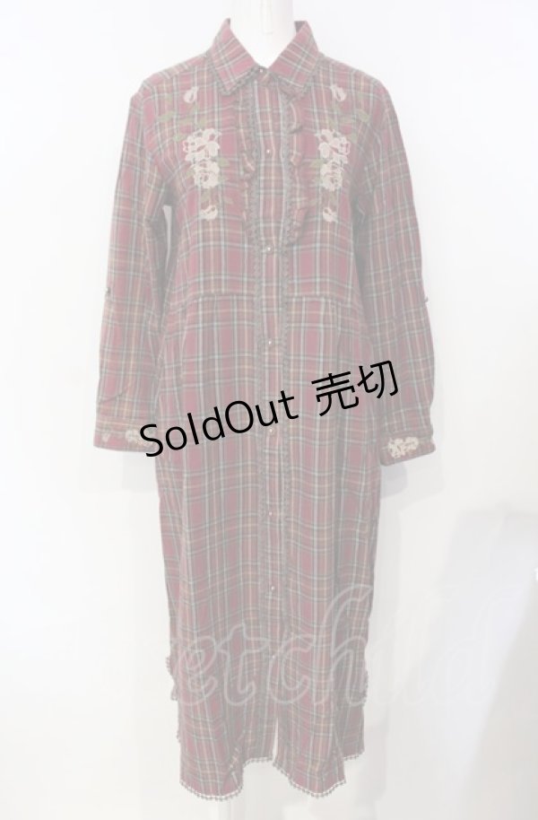 画像1: axes femme / 刺繍入りロングシャツワンピース  ワイン O-25-07-26-071-AX-OP-IG-OS (1)