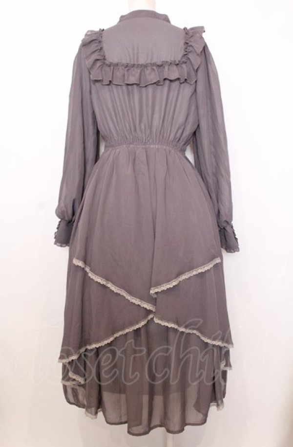 画像4: axes femme / ラッフルフリルシフォンワンピース L グレー O-25-07-27-036-AX-OP-OW-ZT101 (4)